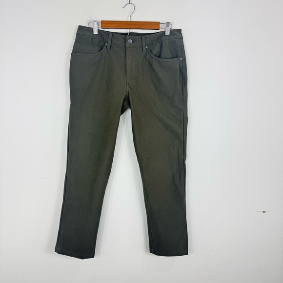 Lululemon ABC Classic-Fit Pant 28” Inseam Utilitech™ in Dark Olive Size 32 2022 - Picture 3 of 12
